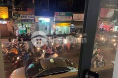 Chi 8.6 ty co ngay măt tiên hiêm phu nhuân,nguyên kiêm 43m2