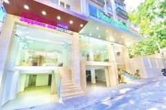 Bán gấp nhà nghỉ mặt tiền 8m phó đức chính p.thắng tam cách biển 50m