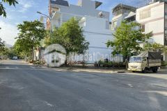 Đất 2 mặt tiền đường đường d3, tăng nhơn phú a, dt 105m29.5 tỷ.