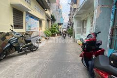 Hxh trần phú gần đh sư phạm giáp ranh q1 khu an ninh 5.8 tỷ lh0786961692.