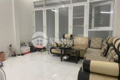 Một bước ra ô tô, vài bước ra mặt tiền cách mạng tháng 8, lh0822881036