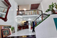 Gấp bán nhà vạn phúc hà đông 43m 6.5tỷ 4tầng 5m mặt tiền ô tô đỗ cửa.