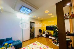 Bán gấp nhà đẹp gần mặt phố ở phan đình giót 34m2, 5 tầng giá 3.5 tỷ.