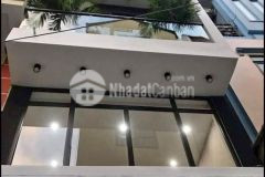 Chỉ 3.7 tỷ nhà cực đẹp lạc long quân,cầu giấy,2 thoáng,40m,5t,4m,lh 0966866250