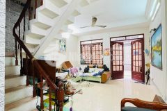 Nhà bán nguyễn xí ngang khủng 5m giá 6 tỷ