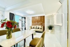 Bán nhà trung tâm q. phú nhuận, ô tô đỗ cửa, ngang gần 7m, 5 lầu.