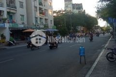 Nhà gần đường trường sa, 2 lầu, ngang3m, giá chỉ 1 tỷ 8