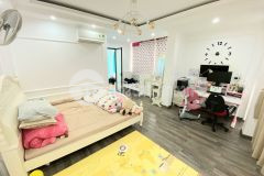 Bán gấp nhà đẹp ở ngay nguyễn lân 40m2, 5 tầng giá 3,6 tỷ.