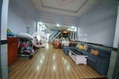 Bán nhà 1 xẹt, 4 tầng, 3 tháng 2, quận 10, giá rẻ