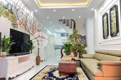 Bán nhà 5 tầng ô tô đỗ cửa phố bồ đề giá chỉ hơn 3 tỷ. 0583699888