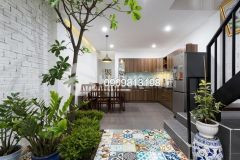 Mở rộng kd bán gấp nhà q1 4pn shr ở ngay.