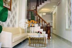 Bán nhà 1 trệt 2 lầu hẻm oto đường lê hồng phong. p.4. vũng tàu