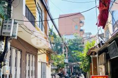 Siêu hiếm ba đình lô góc 10m ô tô tránh khách thích là chốt giá mềm, ở luôn.