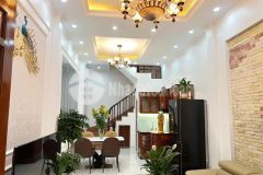 Siêu phẩm đường láng đống đa full nội thất dt 35m2 5 tầng mt 3.4m giá 4.25 tỷ