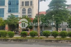 Cần bán tòa nhà vp trung kính 100m2 8 tầng mặt tiền 7.4m giá rao bán 34.5 tỷ