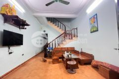 Nhà đẹp kim giang, 45m2 x 5 tầng, 2 thoáng gần ô tô ở luôn, giá 3.95 t. 0367819123.