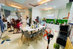 Bán nhà hoàng hoa thám 46m2, tân bình, gần chợ, ngang gần 6m, 5.3tỷ.