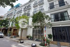 Liền kề phc nguyễn sơn, vip quận long biên, 5 tầng, xây thô, cực hiếm.