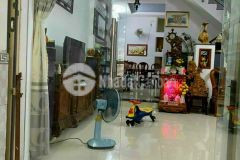 Bán nhà 1 trệt 1 lầu đường số 9 linh tây, dt 84m2, giá 6.1 tỷ