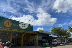 Bán gấp lô đất hai mặt tiền đường ngay chợ