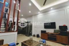 Bán nhà siêu hot khu vực vinhome riverside, long biên nhỉnh hơn 30m, tiện ích đầy đủ