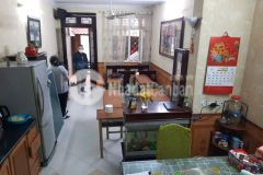 Nguyễn văn cừ long biên ngõ thông tứ tung, 3 bước ra phố.