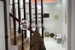 Bán nhà lạc long quân. ngõ thông. 5m ô tô tránh. dt 42m. 4 tầng. 5.35 tỷ