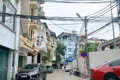 Nhà mặt phố, 3 thoáng, vị trí cực đỉnh phố đặng tiến đông, đống đa. 0911554873.