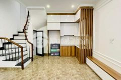 Chính chủ cần bán nhà trường trinh 40m, 5 tầng, 4.8tỷ, mặt ngõ kinh doanh, ôtô đỗ cổng