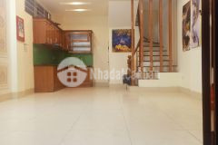 Chủ nhà cần bán gấp nhà trần cung, bắc từ liêm, 51m2, 4 tầng, mt 4.5m, giá 4.86 tỷ, lh 0986519695.