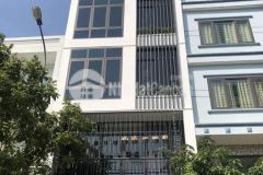 Nhỉnh 2 tỷ oto đỗ cửa nhổn dọc ql 32 35m2 x 5 tầng 5 pn