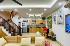 Bán nhà lê trọng tấn, 46m x 5 tầng, gần phố, nở hậu phát lộc.