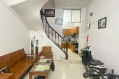 Nhà đẹp nghĩa đô phân lô ô tô đỗ cửa 40m2 x 4t, mt 4m 5.9 tỷ