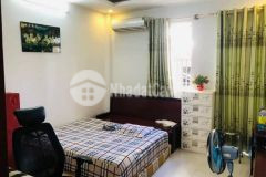 Bán nhà đường nguyễn duy dương, q10, sân lớn để xe.