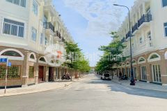 Cần tiền kd bán gấp shophouse central dĩ an gần chợ thông dụng, 1 trệt 2 lầu, shr