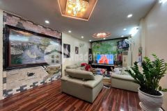 Bán nhà trần khát chân đẹp hết nước chấm cực gần phố full nội thất