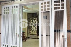 Nhà đẹp giá xinh lĩnh nam ô tô đỗ cửa dt 25m2 5 tầng mt 3.4m giá 2.15 tỷ