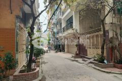 Nhà 2 thoáng, gara, ô tô tránh, vỉa hè phố hào nam, đống đa. 0911554873.