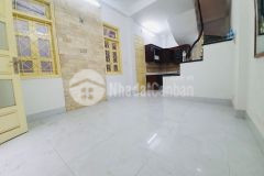 Bán nhanh nhà xuân thuỷ, cầu giấy, lô góc, 6 tầng ô tô qua nhà, giá 4,5 tỷ.