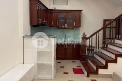 Bán nhà trung tâm cầu giấy, nhà mới đẹp, gần ô tô, ở luôn