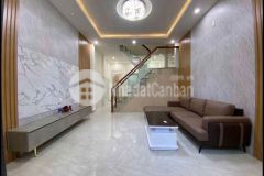 Bán nhà cmt8, quận 10, 50m2, 3t, hẽm 3.5m, giá rẻ