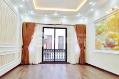 Bán gấp nhà lô góc kim giang, nở hậu đẹp, nhà 3 thoáng, ô tô chạy vòng quanh,47m2, 10 tỷ.