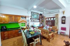 Gấp lắm rồi bán nhà thạch bàn nguyễn văn linh cổ linh mt5m x 3t x 3.x tỷ.