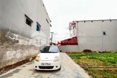 Mua bán đất bắc ninh 70m2, mt 5m, oto 4 chỗ vào đất, sđcc, gần cv