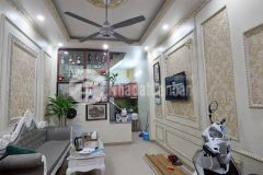 Bán nhà ngõ 20 mỹ đình, 3.3 tỷ, 30m2, gần phố, nhà đẹp long lanh