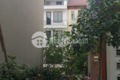 Bán đất phố giang biên,đường rộng, xung quanh nhiều tiện ích,kd hay ở đều sướng.