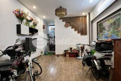 Bán nhà hxh cmt8, quận 10, gần vòng xoay dân chủ, mt gần 4m, giá rẻ