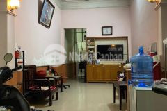 Cần bán nhà phố lê duẩn 50m 6xtỷ 2 mặt ngõ ôtô 7chỗ vào nhà