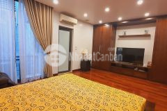 Siêu phẩm hoàng quốc việt 63m2, 6 tầng, mt 4.8m, giá 18.2 tỷ cầu giấy lh 0986519695.