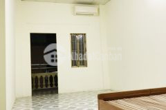 Chính chủ cần bán gấp nhà ngõ 28 ngọc khánh, dt31,7m2 cách phố 50m, ngõ thông